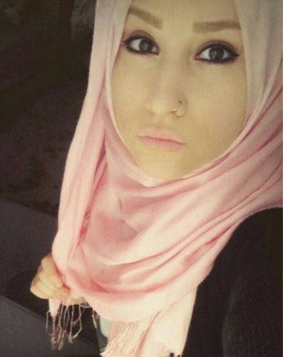 Yalıkavak'ta Sarışın Escort Ebru ve Arkadaşı Esra